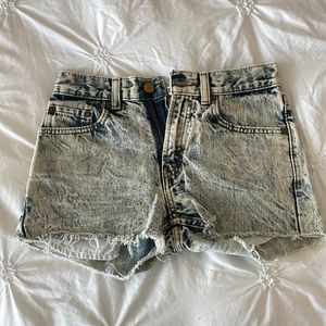 Levi Jean Shorts